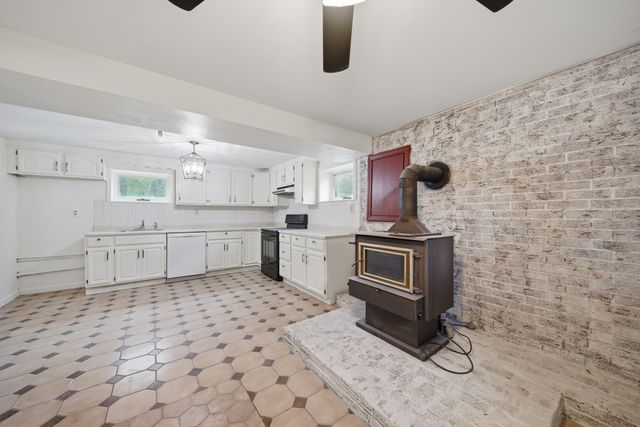 4 Richardson Road, Hudson, MA 01749