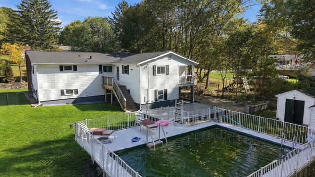 4 Richardson Road, Hudson, MA 01749