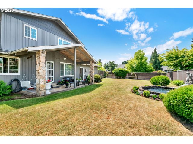 6616 E St, Springfield, OR 97478