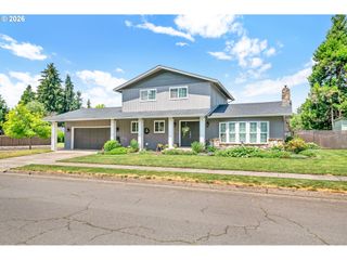 6616 E St, Springfield, OR 97478