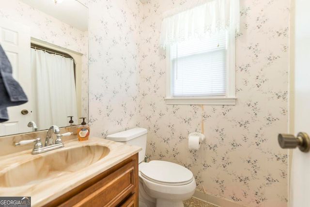 302 Woodhaven Road, Centerville, GA 31028