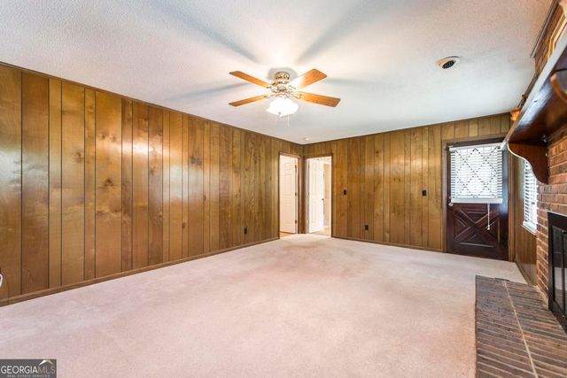302 Woodhaven Road, Centerville, GA 31028