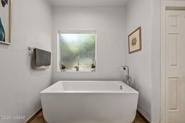 4575 E Wilds Road, Tucson, AZ 85739