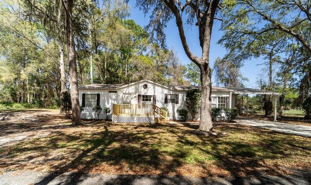 107 GOLF COURSE LANE, Crescent City, FL 32112