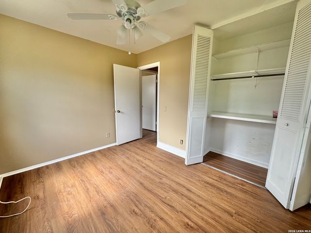 6135 Haven VLY, San Antonio, TX 78242