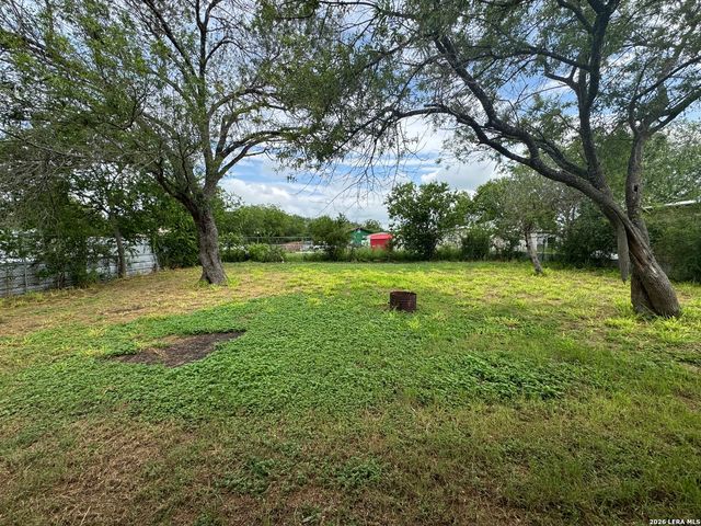 6135 Haven VLY, San Antonio, TX 78242