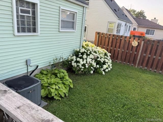 6836 Deering Street, Garden City, MI 48135