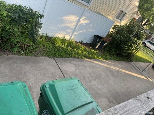 6836 Deering Street, Garden City, MI 48135