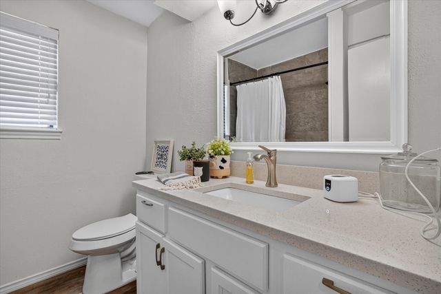1502 Meadow Glen Street, Richardson, TX 75081