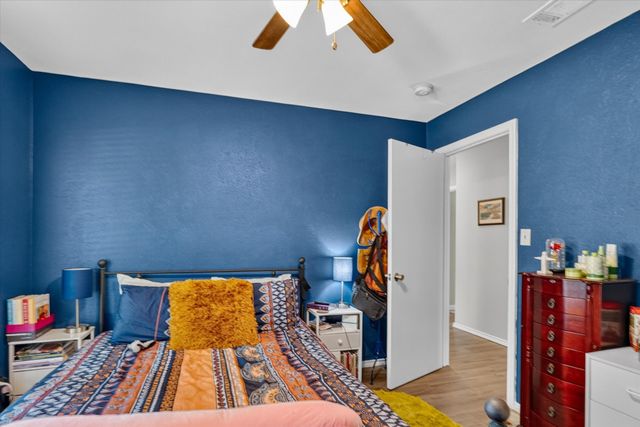 1502 Meadow Glen Street, Richardson, TX 75081