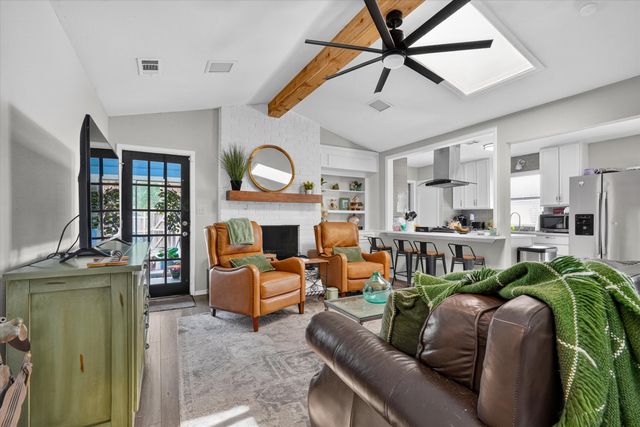 1502 Meadow Glen Street, Richardson, TX 75081