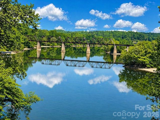 5888 Wood Duck Way, Catawba, NC 28609