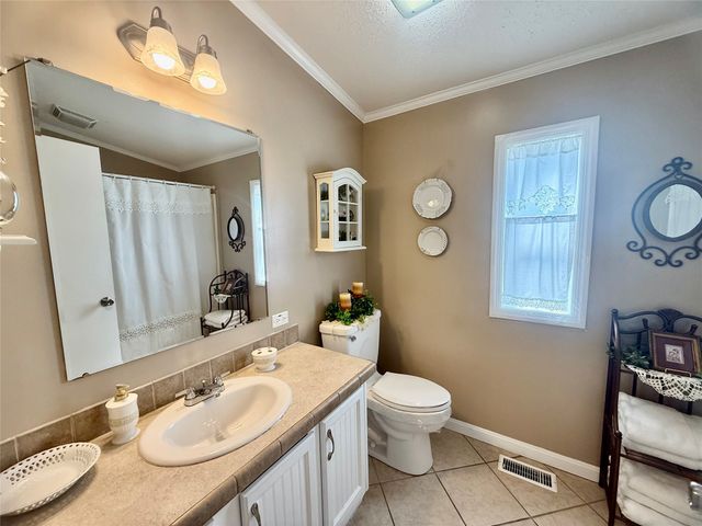 903 SELINGER Avenue, Erie, PA 16505