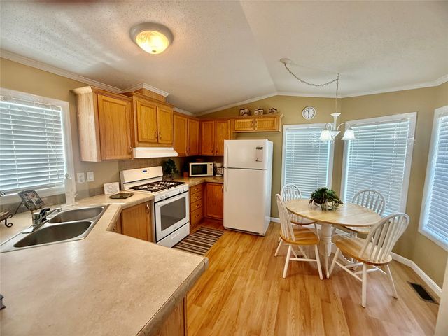 903 SELINGER Avenue, Erie, PA 16505