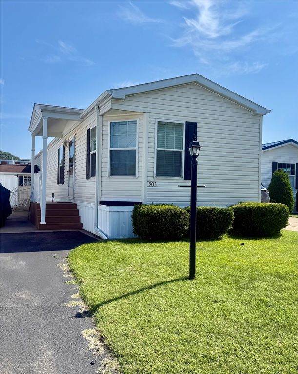 903 SELINGER Avenue, Erie, PA 16505