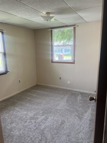 228 W Forest Street, Edmore, MI 48829