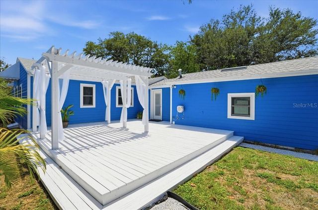 3145 8TH AVENUE N, St Petersburg, FL 33713