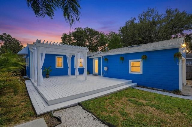 3145 8TH AVENUE N, St Petersburg, FL 33713