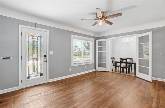 3145 8TH AVENUE N, St Petersburg, FL 33713