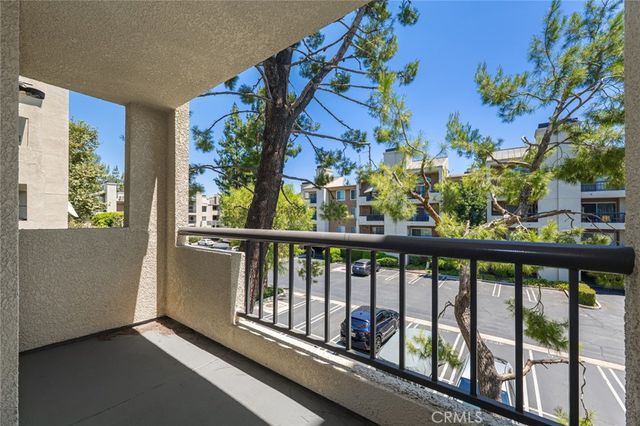 5500 Owensmouth 218, Woodland Hills, CA 91367