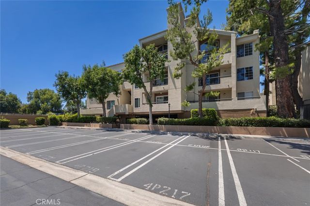 5500 Owensmouth 218, Woodland Hills, CA 91367