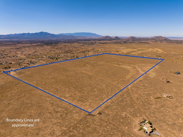 4006 NM 14, Santa Fe, NM 87508