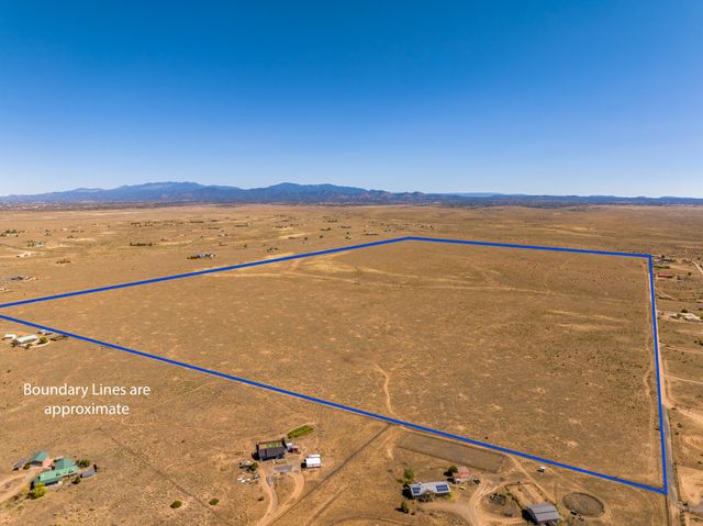 4006 NM 14, Santa Fe, NM 87508