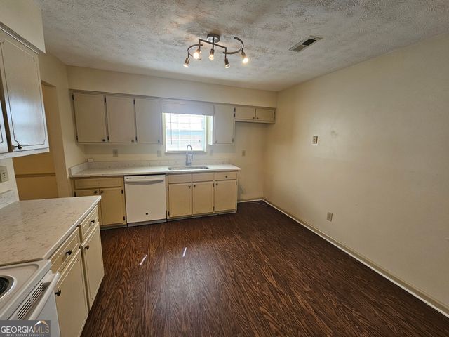 144 Braelinn Court, Peachtree City, GA 30269