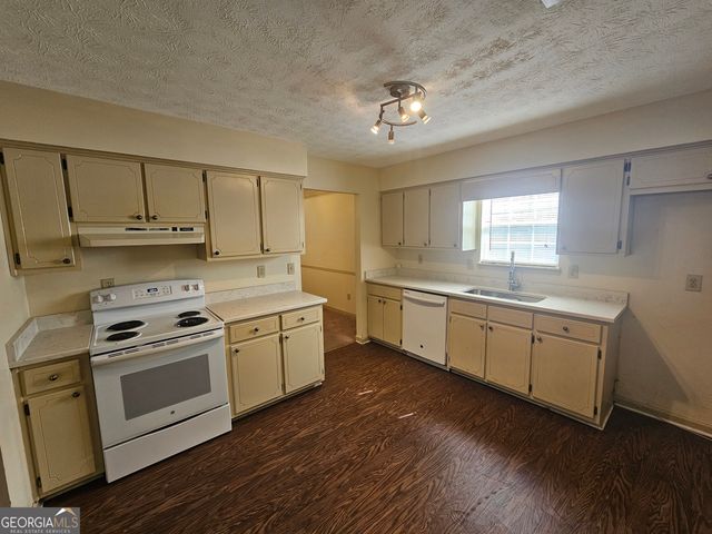 144 Braelinn Court, Peachtree City, GA 30269