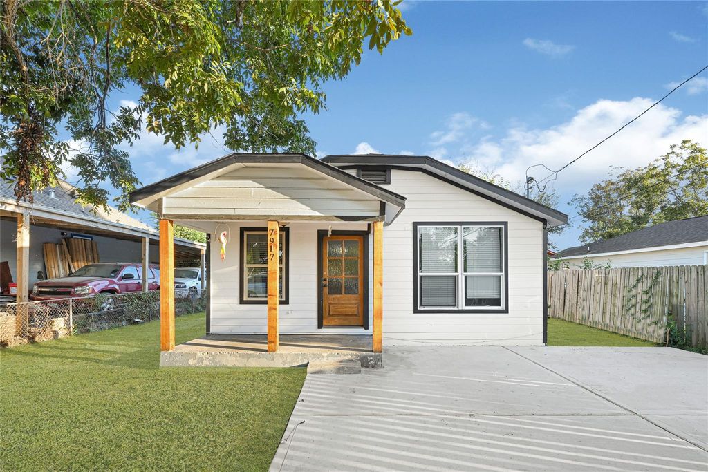 7917 Nashville Street, Houston, TX 77028