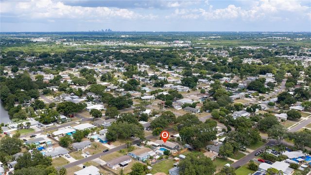 8536 QUAIL ROAD, Seminole, FL 33777