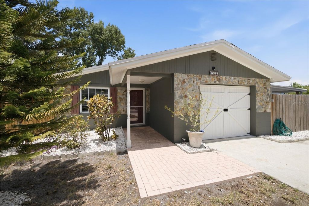 8536 QUAIL ROAD, Seminole, FL 33777