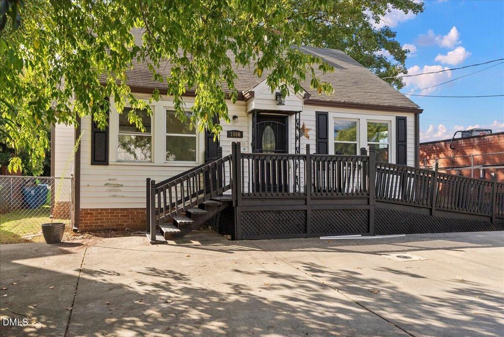 1006 Carlton Avenue, Raleigh, NC 27606