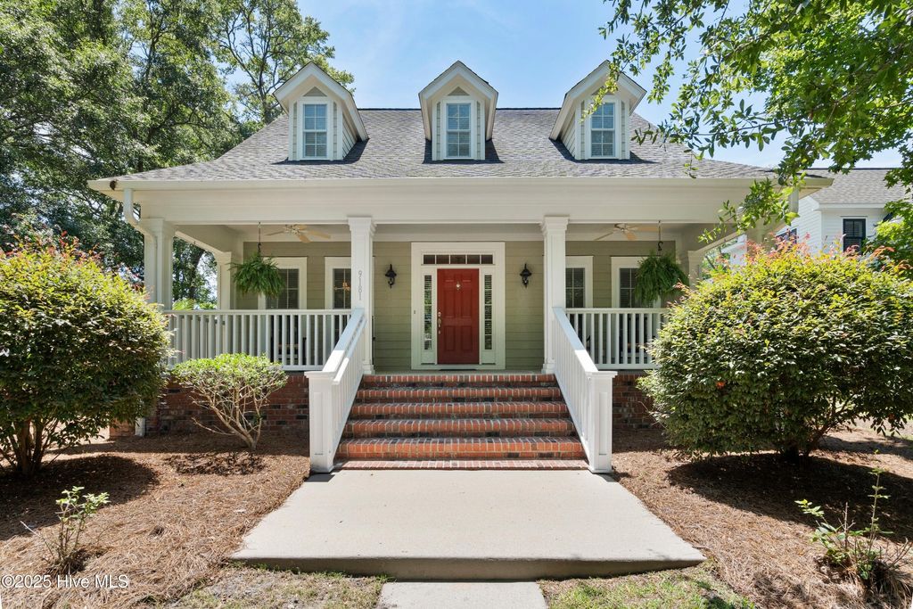 9181 Devaun Park Boulevard, Calabash, NC 28467