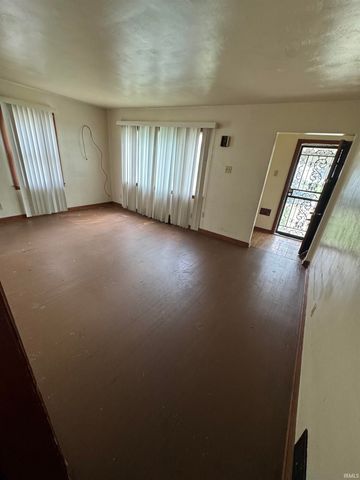 3530 Robinwood Drive, Fort Wayne, IN 46806