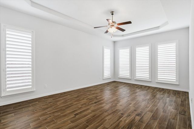 5805 Canyon Oaks Lane, Fort Worth, TX 76137
