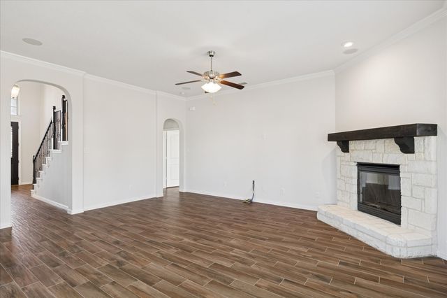 5805 Canyon Oaks Lane, Fort Worth, TX 76137
