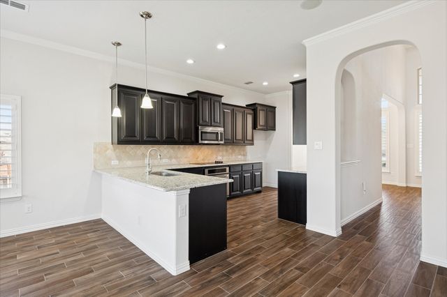 5805 Canyon Oaks Lane, Fort Worth, TX 76137
