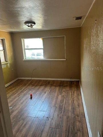3915 AVENUE Q NW, Winter Haven, FL 33881