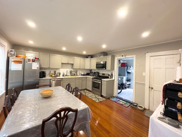 15 Marie Ave, Everett, MA 02149
