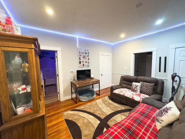 15 Marie Ave, Everett, MA 02149