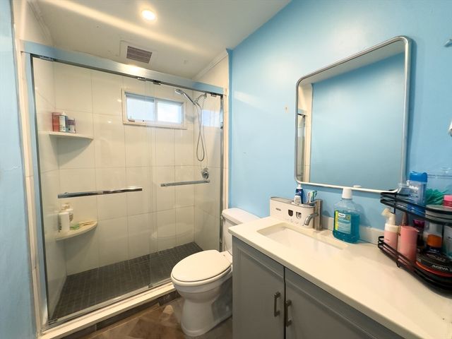 15 Marie Ave, Everett, MA 02149
