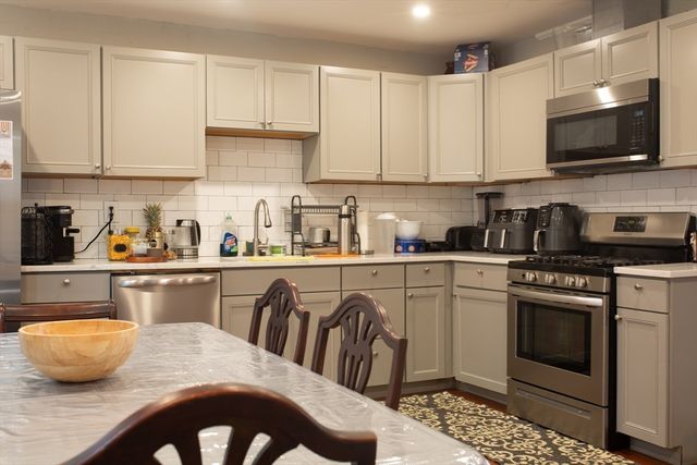 15 Marie Ave, Everett, MA 02149