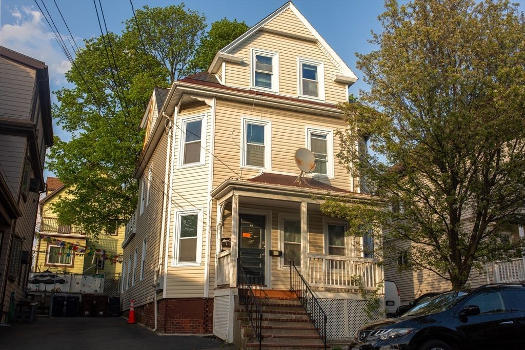 15 Marie Ave, Everett, MA 02149