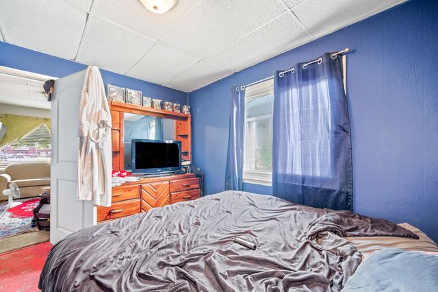 117 S Warren Avenue, Big Rapids, MI 49307