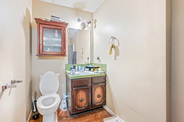 117 S Warren Avenue, Big Rapids, MI 49307