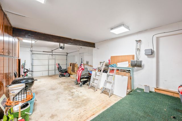 117 S Warren Avenue, Big Rapids, MI 49307