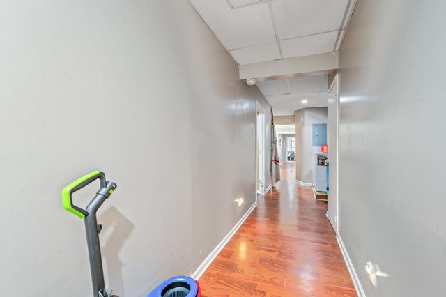 117 S Warren Avenue, Big Rapids, MI 49307