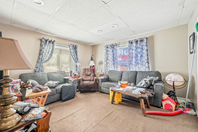 117 S Warren Avenue, Big Rapids, MI 49307