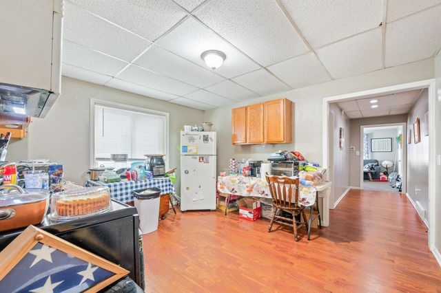 117 S Warren Avenue, Big Rapids, MI 49307